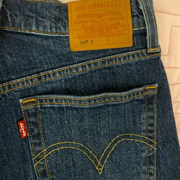 Levi’s 501 Skinny Jeans - Picture 10 of 12